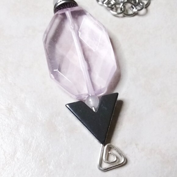 Delicate Soft Pink & GunMetal Black Necklace! Contrasts & Contradictions! - Picture 7 of 8